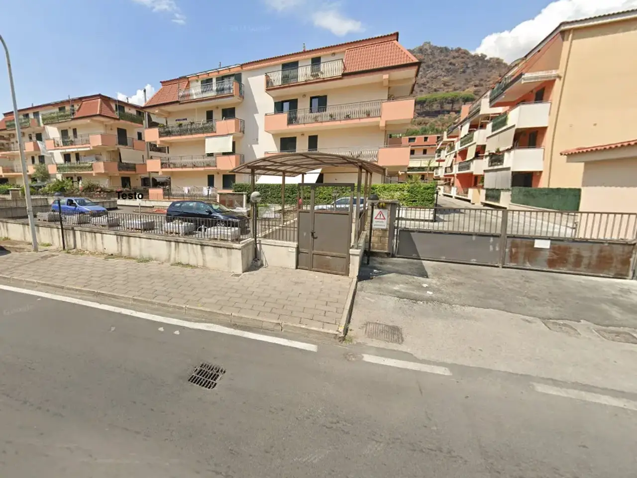 Garage - Autosilos - Parcheggio in Via Giuseppe Garibaldi 86, Nocera Superiore, {3} - Foto 1