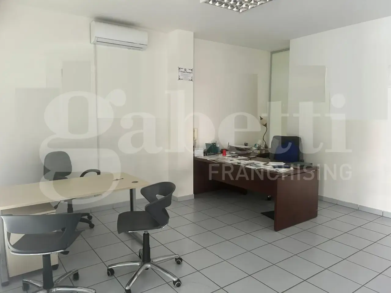 Ufficio in Via Parmenide Snc, Latina, {3} - Foto 1
