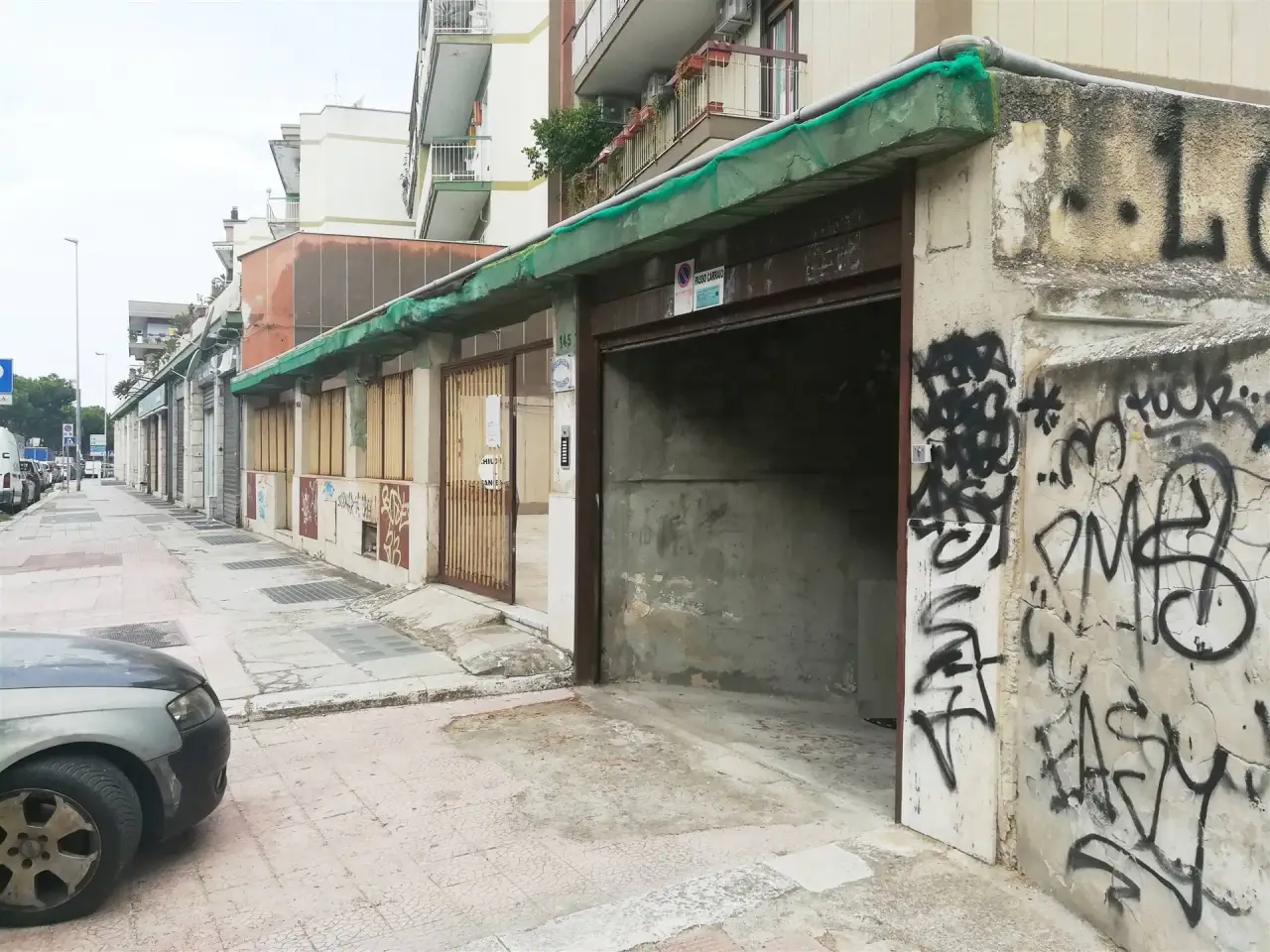 Magazzino in  Bari, Bari, {3} - Foto 2