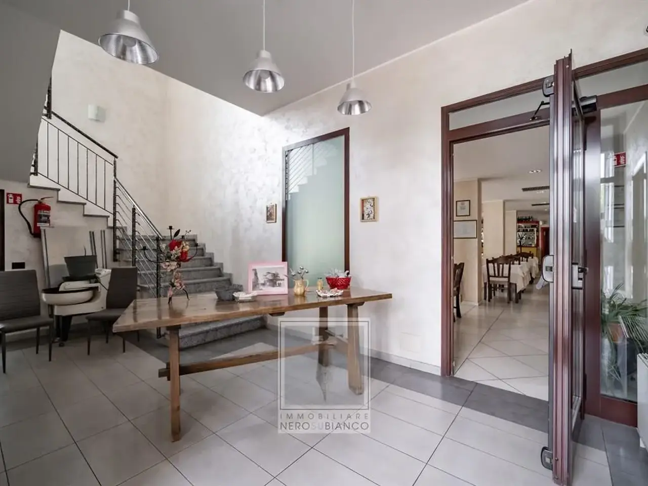 Albergo in , Airuno, {3} - Foto 1