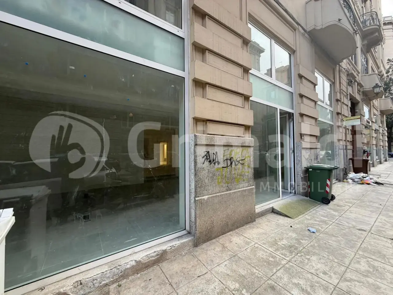 Magazzino in Via Milano 11, Palermo, {3} - Foto 2