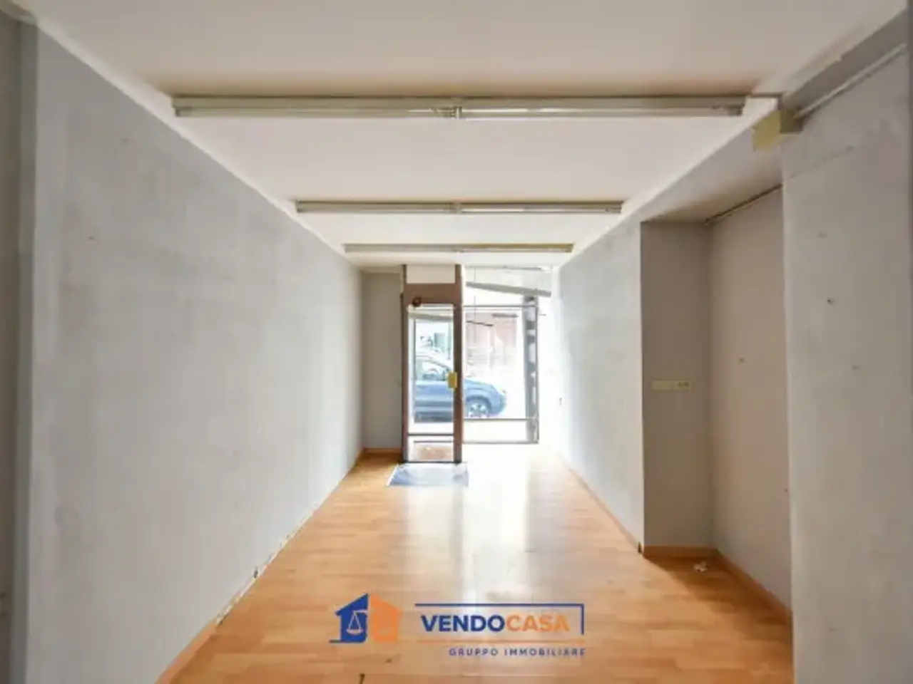 Negozio in Via San Donato 12, Torino, {3} - Foto 1