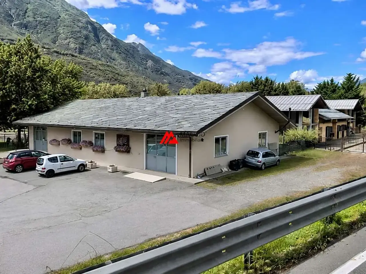 Magazzino in Via Monte Emilius  4, Quart, {3} - Foto 1