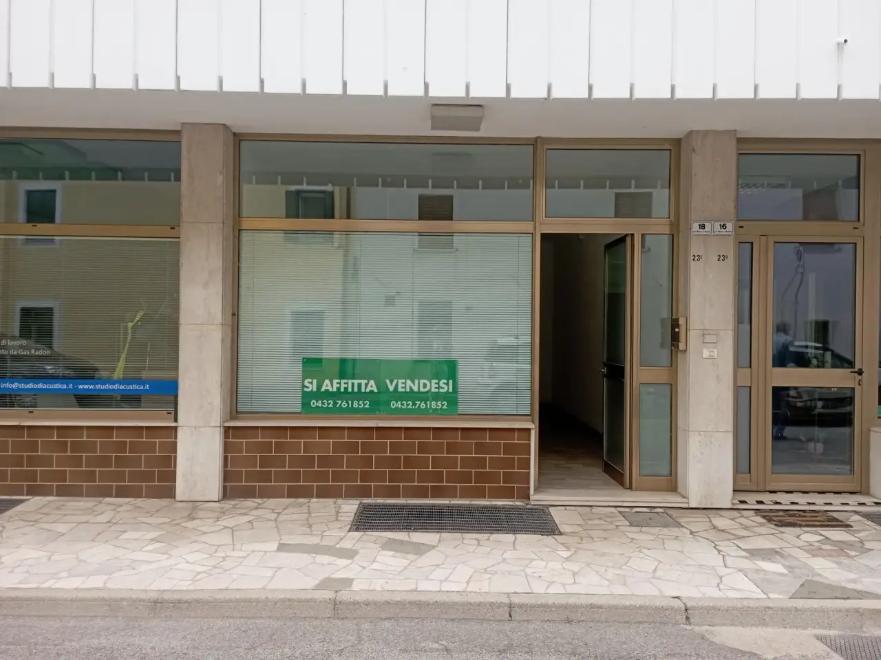 Locale commerciale in Via Marco d’Aviano 18, Mortegliano, {3} - Foto 1