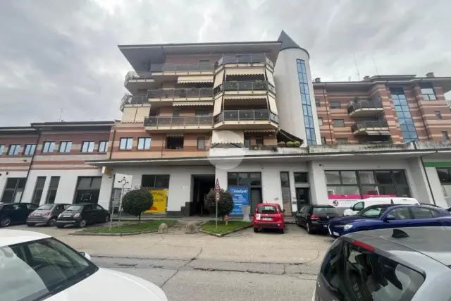 Quadrilocale in Via Cesare Battisti 7, Carmagnola - Foto 1