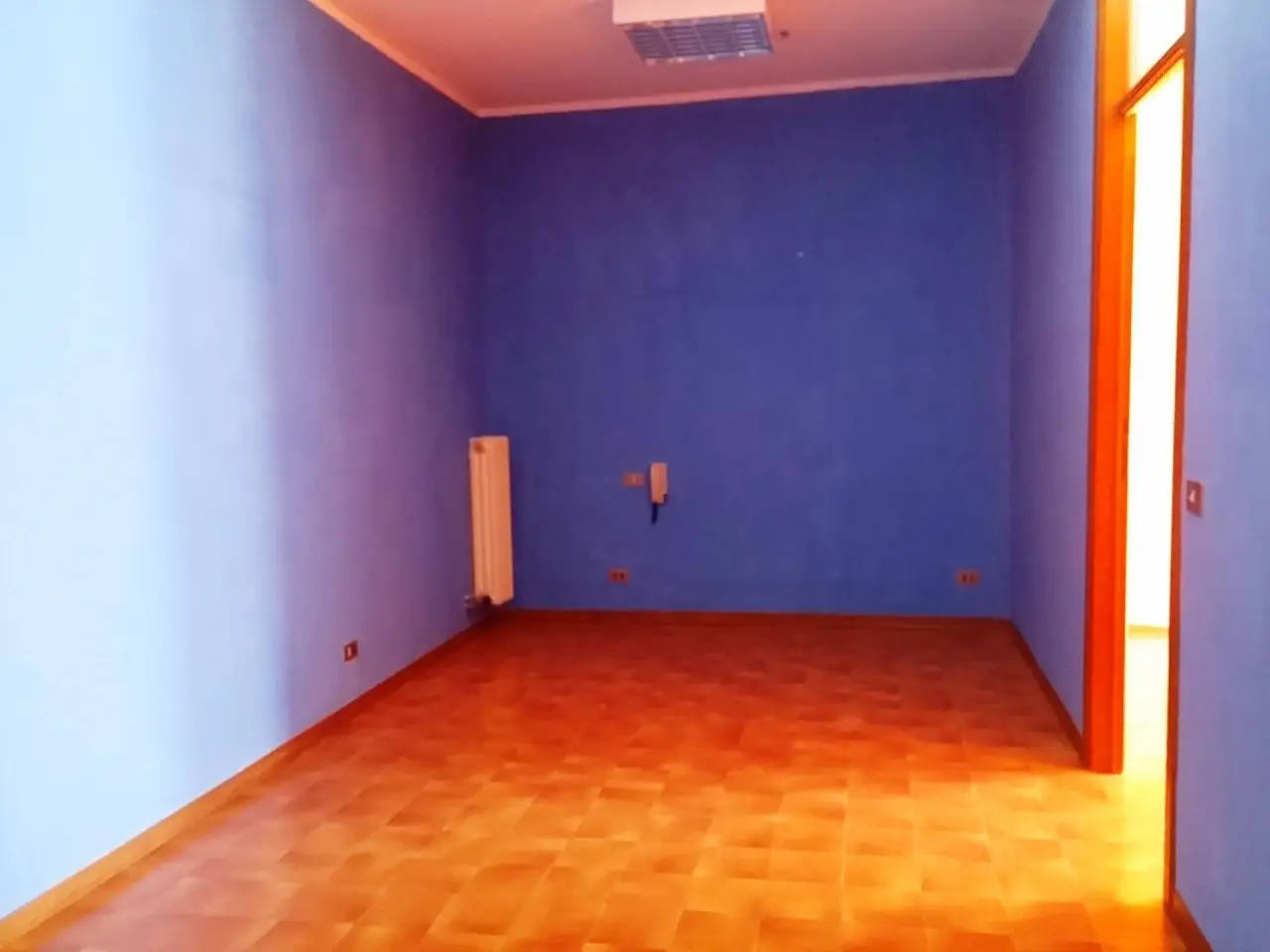 Ufficio in Viale della Repubblica 10, Cascina, {3} - Foto 1