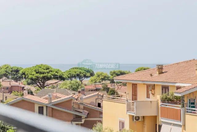 3-room flat in Via Saturno 2, Ladispoli - Photo 1