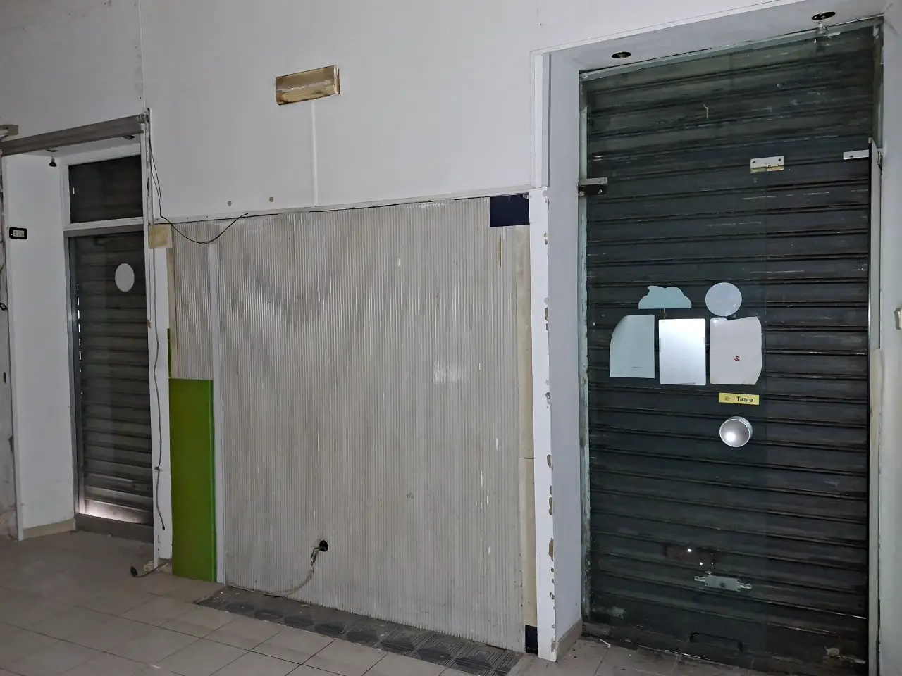 Negozio in Via Enrico Besana, Catania, {3} - Foto 2