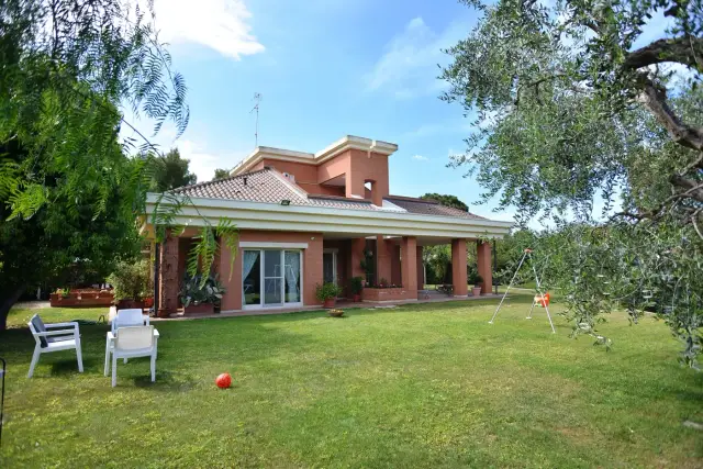 Villa in Viale degli Ulivi 21, Noicattaro - Foto 1