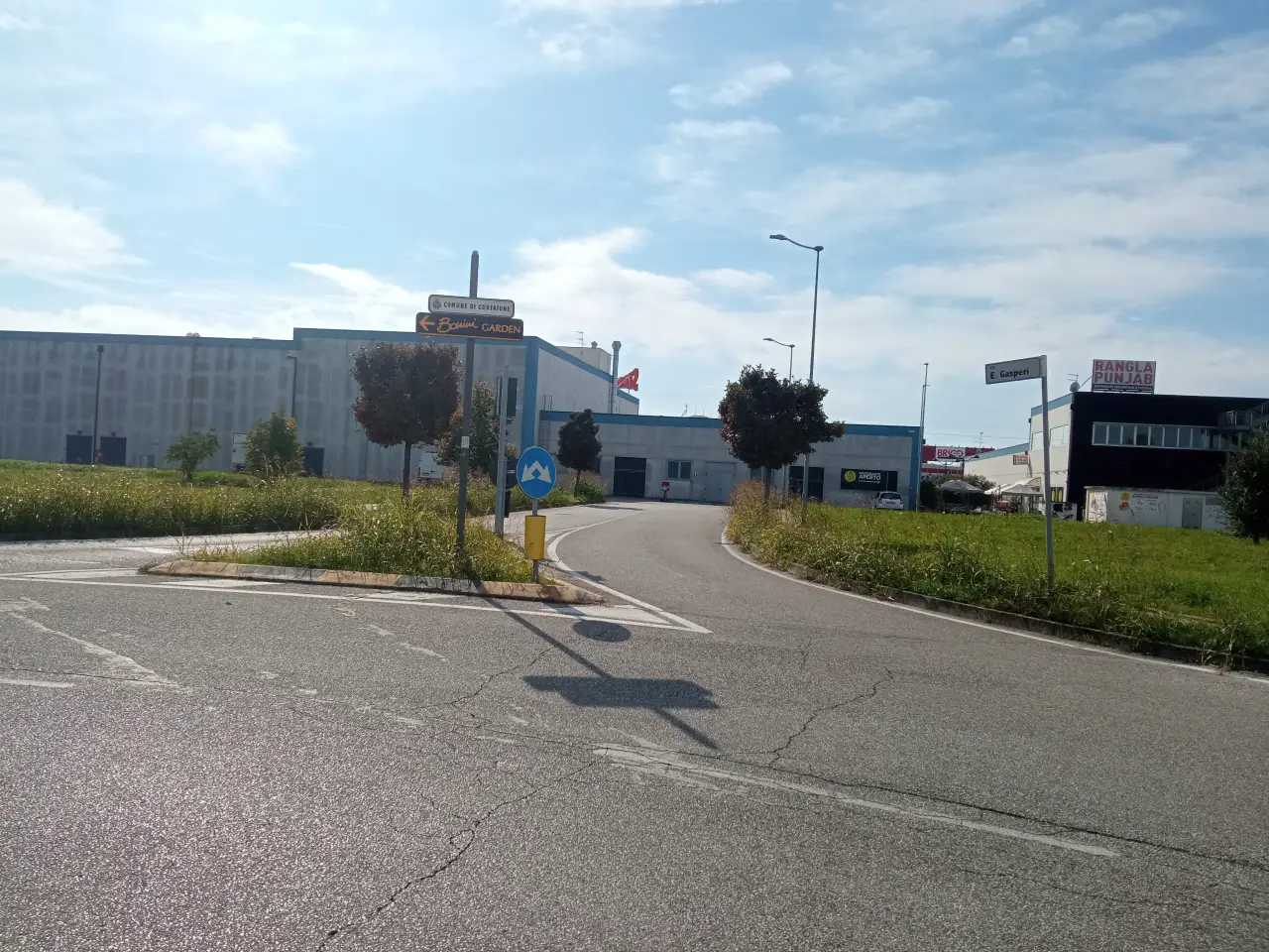 Negozio in Via Re Ferdinando Zannetti, Curtatone, {3} - Foto 2