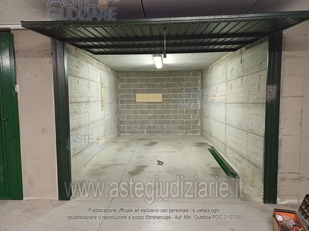Garage in Via Chiellini, 57125 Livorno LI, Italia 57125, Livorno, {3} - Foto 1