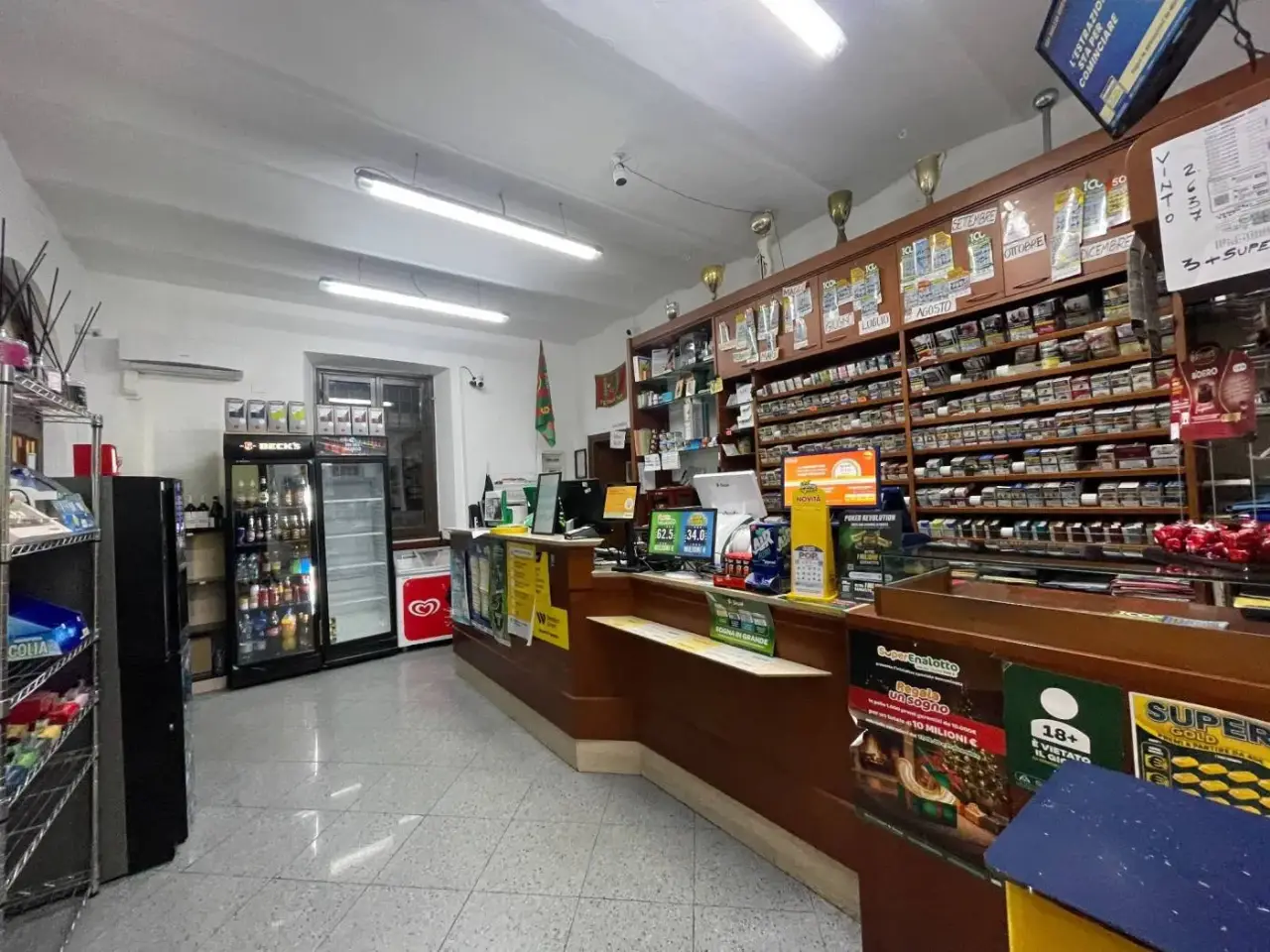 Esercizio commerciale in Vocabolo San Liberatore Stroncone, Stroncone, {3} - Foto 2