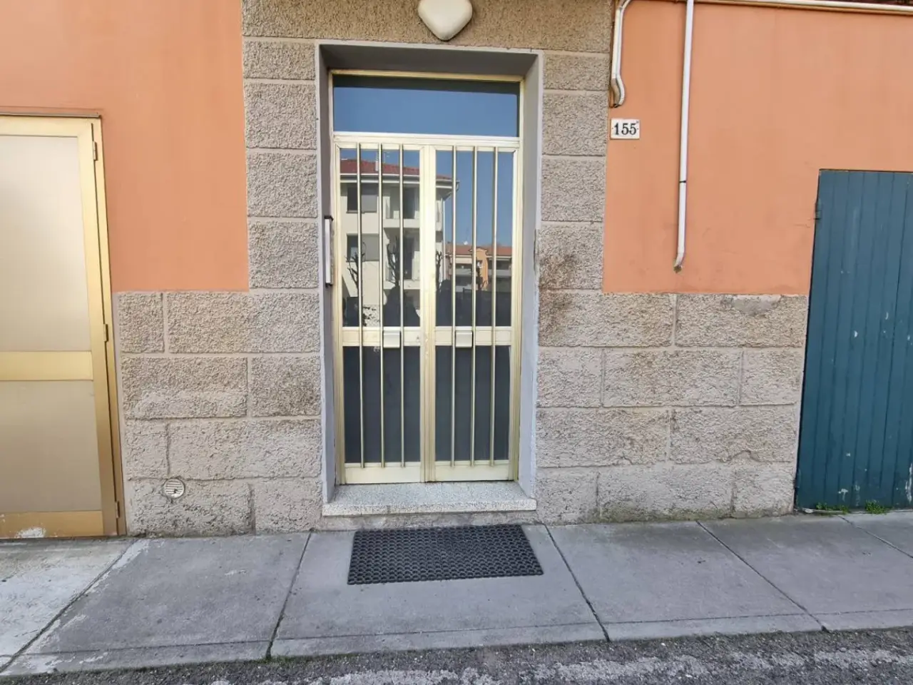 Negozio in Via Emilia 155h, San Lazzaro Di Savena, {3} - Foto 1