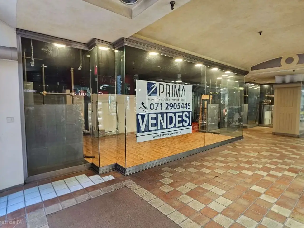 Negozio in Corso Matteotti 37, Jesi, {3} - Foto 2