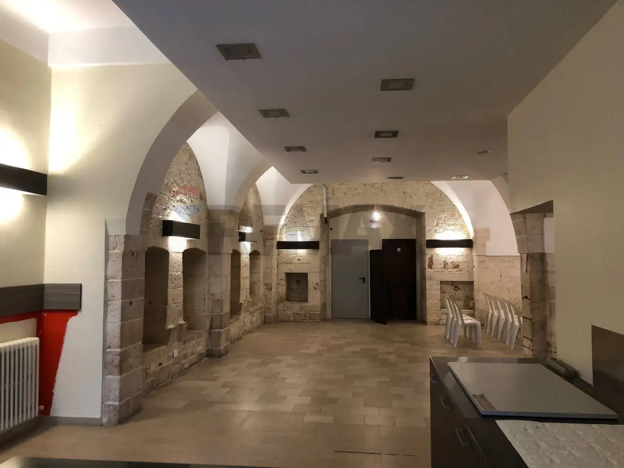 Negozio in Via della Libertà 6, Putignano, {3} - Foto 1