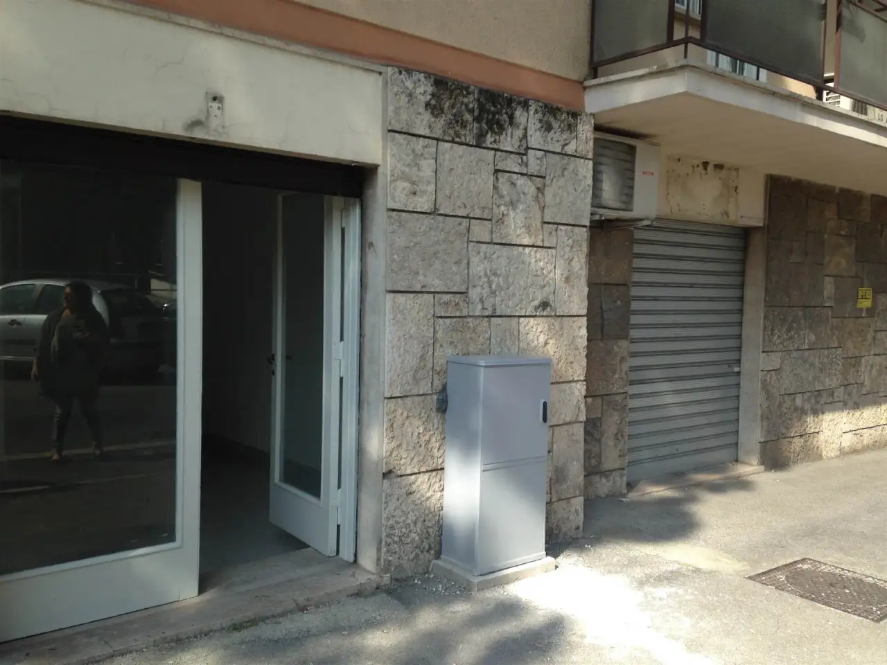 Negozio in Via Vitalone, Terni, {3} - Foto 2