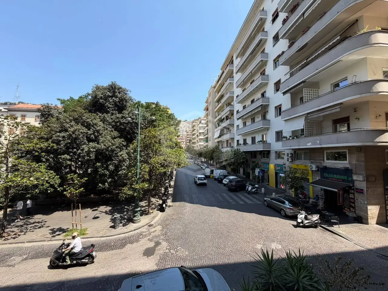 Ufficio in Riviera di Chiaia 256, Napoli, {3} - Foto 1