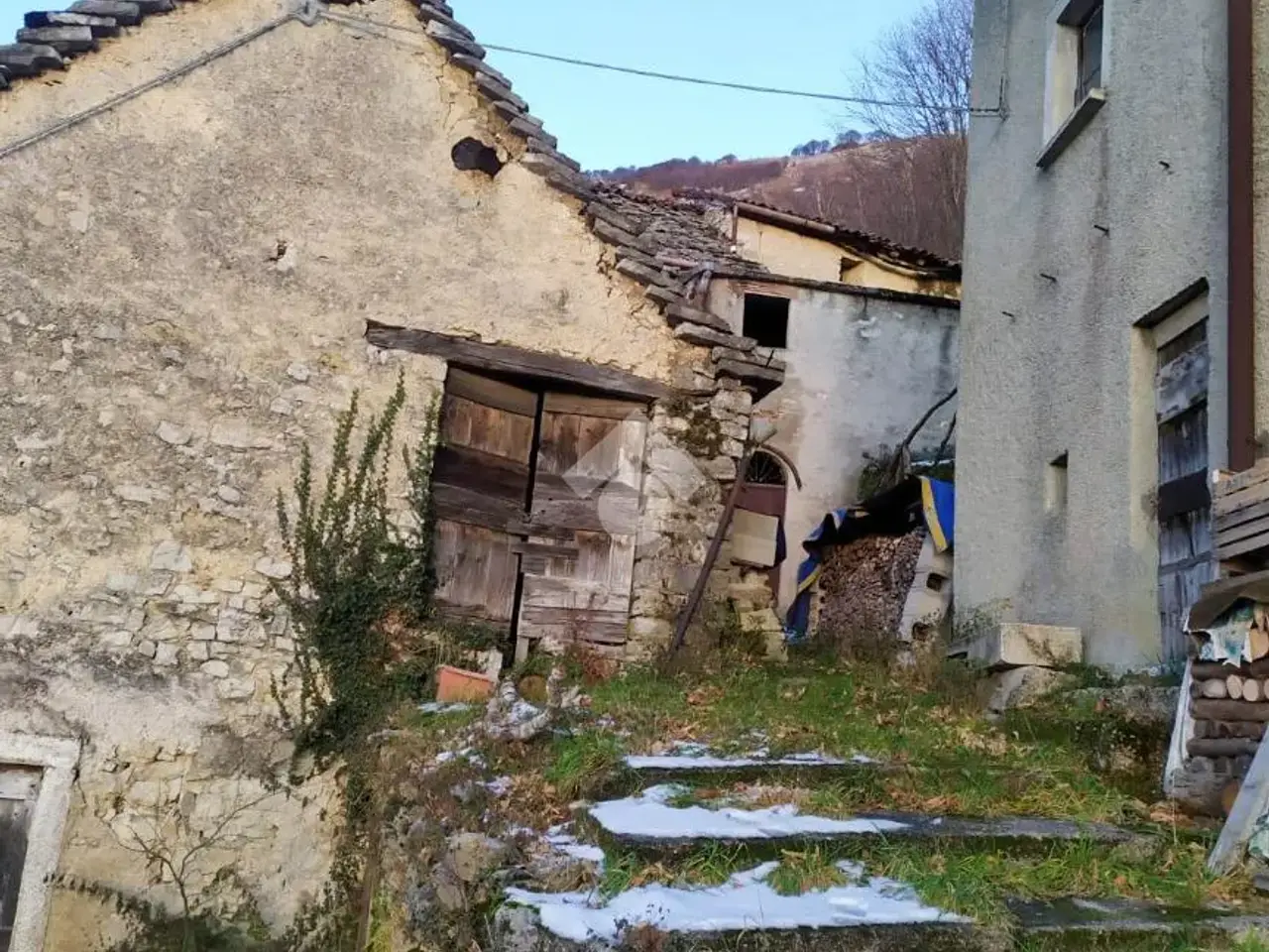 Magazzino in Via Camozza, Carenno, {3} - Foto 1