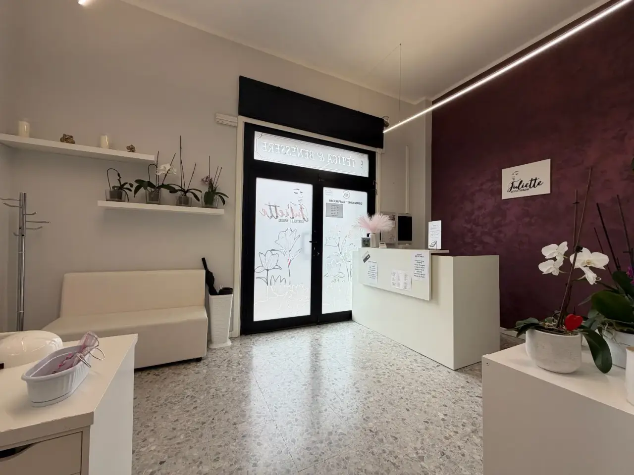Negozio in Via Cropani 128, Roma, {3} - Foto 1