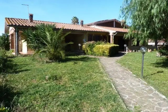 Villa in Via Ponte Valle Trave, Anguillara Sabazia - Foto 1