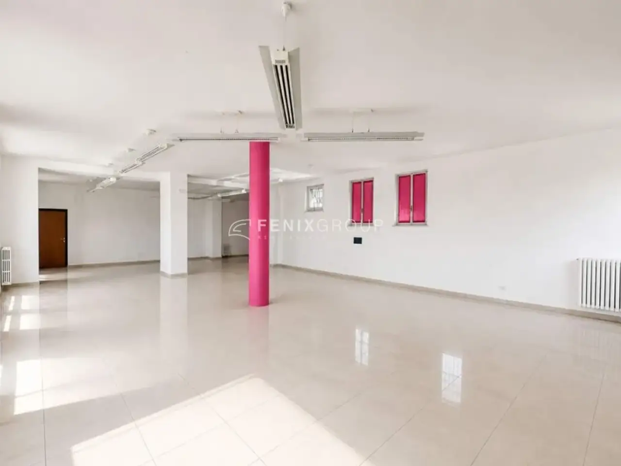 Palazzina commerciale in Via Elio Fileni 7, San Benedetto del Tronto, {3} - Foto 1