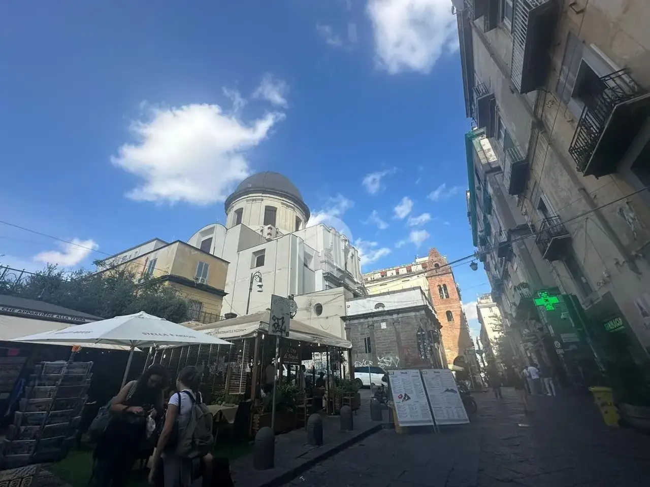Negozio in Via dei Tribunali 387, Napoli, {3} - Foto 2