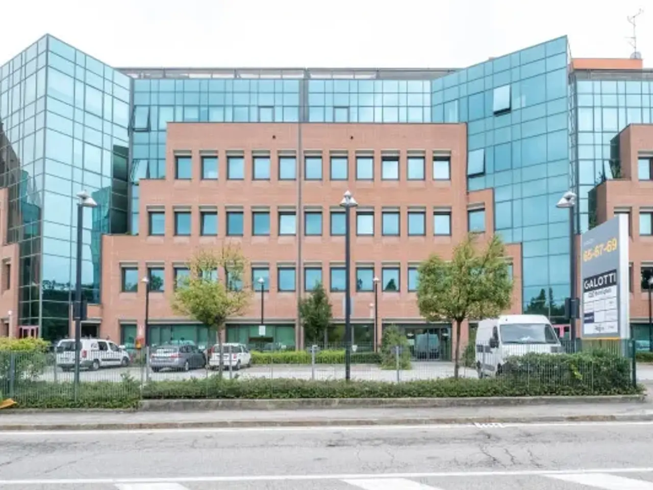 Ufficio in Via dell'Isonzo 15, Bologna, {3} - Foto 2
