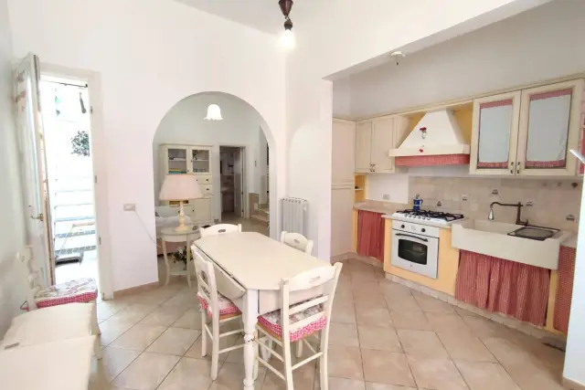 Detached house in Via Regina Elena 78, Sannicola - Photo 1