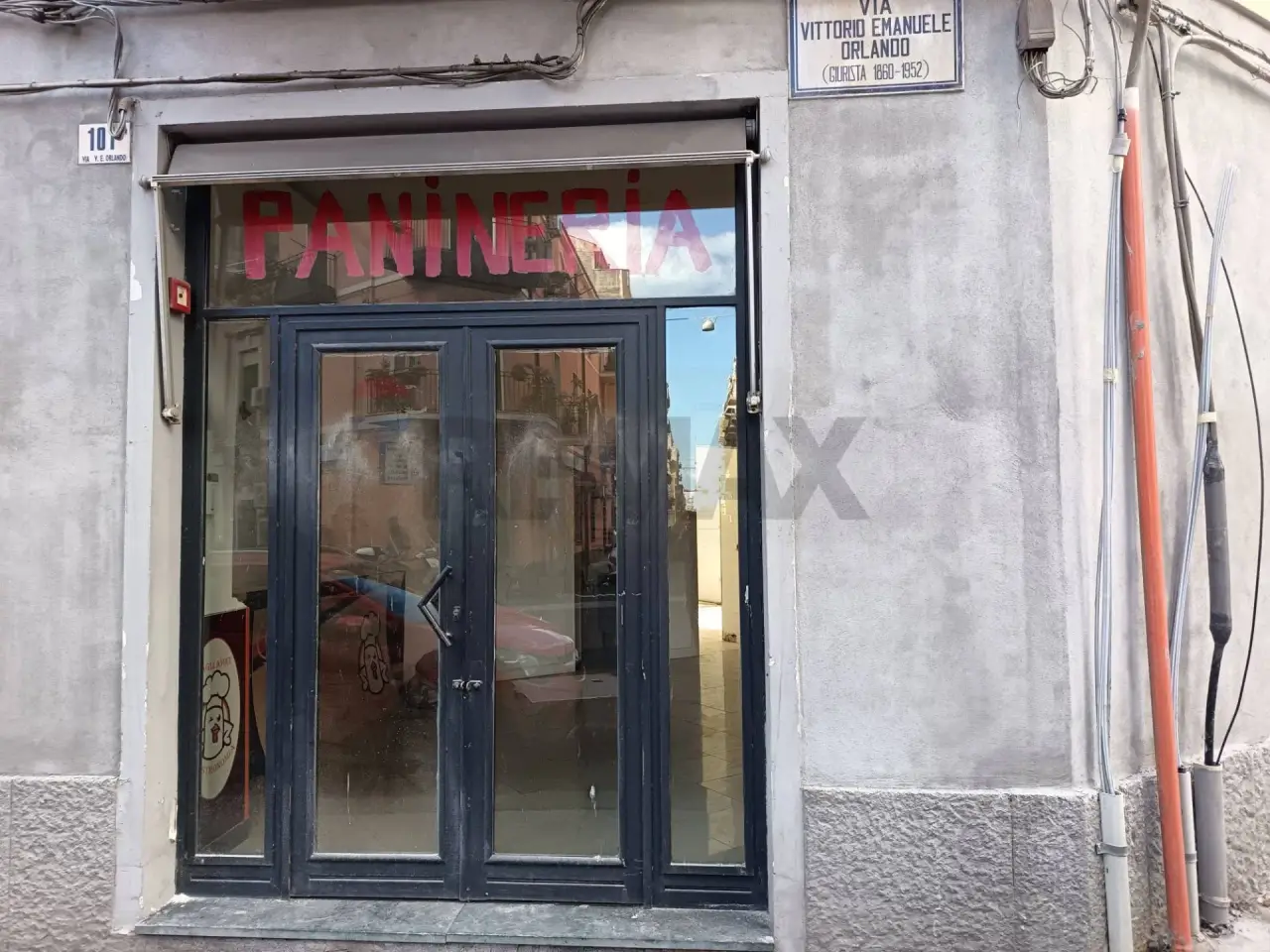 Negozio in Via Vittorio Emanuele Orlando 101, Catania, {3} - Foto 1