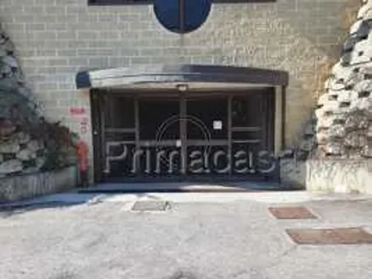 Parcheggio in Via Albere 132, Verona, {3} - Foto 1