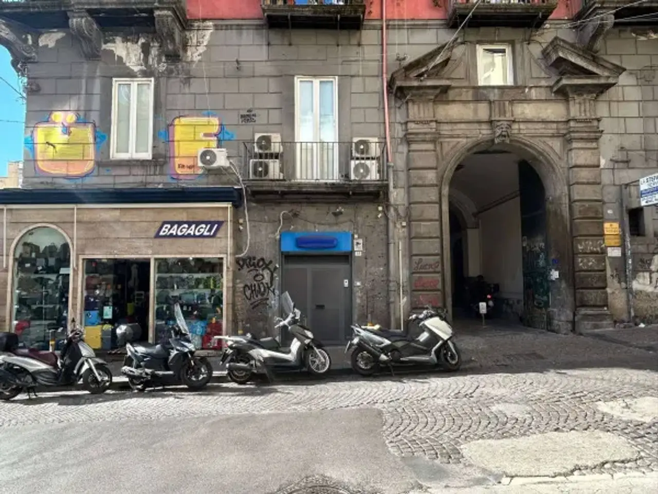 Negozio in Via Sant'Anna dei Lombardi, Napoli, {3} - Foto 1