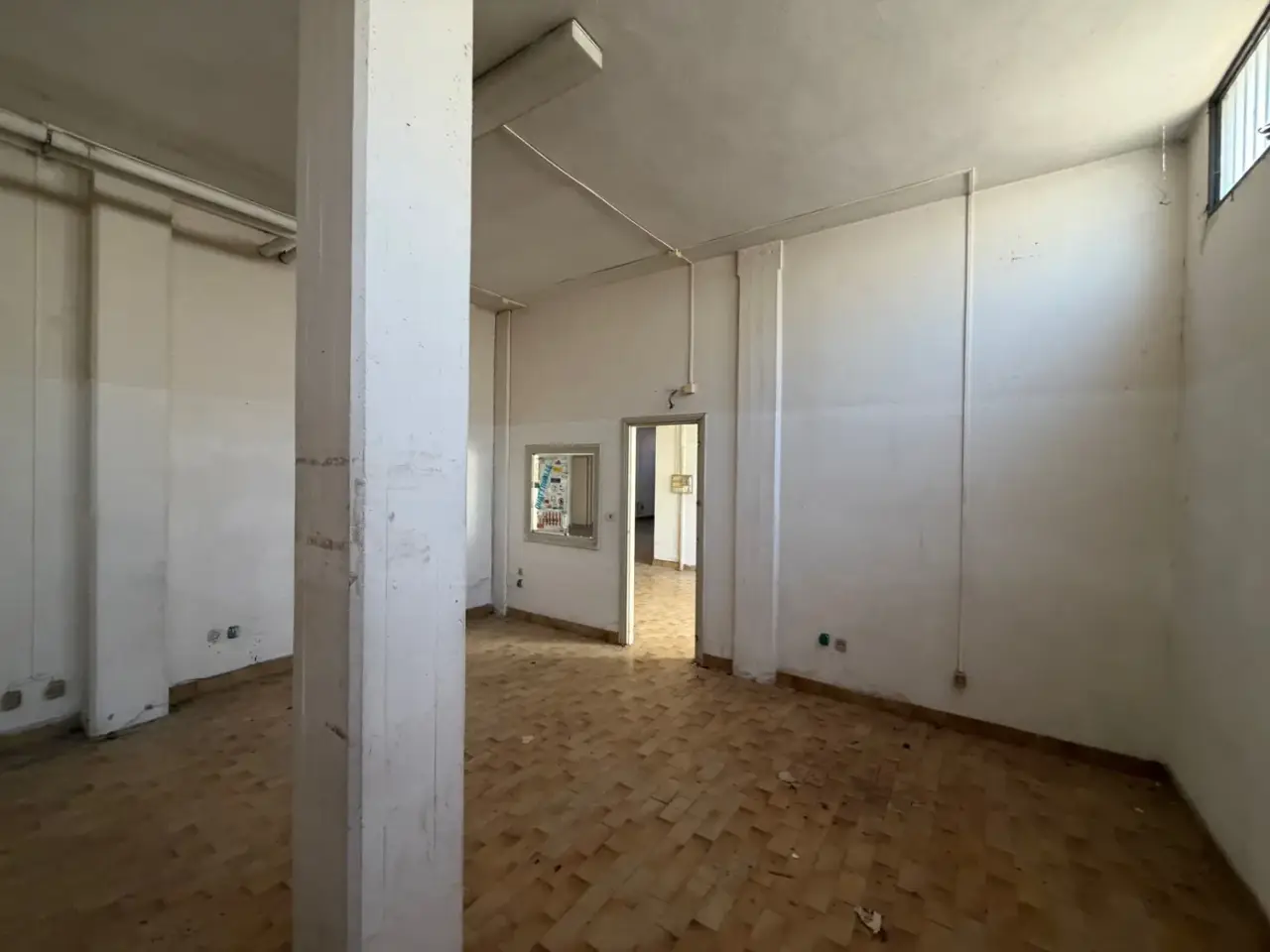 Magazzino in Strada di San Carlo  62, Terni, {3} - Foto 1