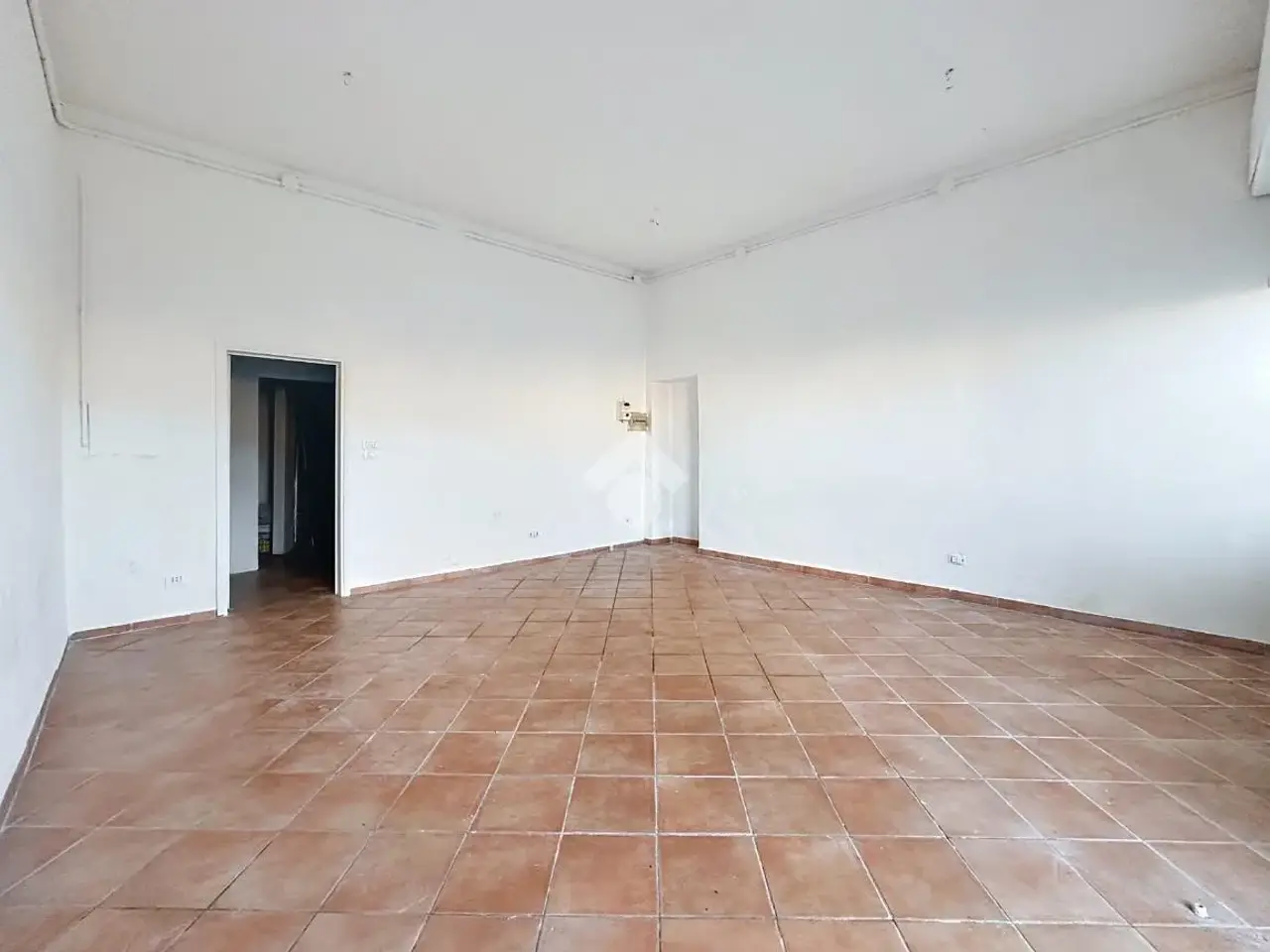 Negozio in Via della Posta, Livorno, {3} - Foto 2
