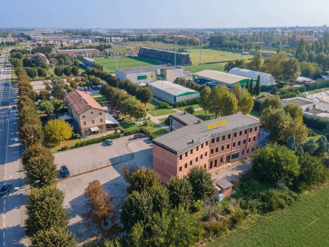 Albergo in Via Regina Pacis 116., Sassuolo, {3} - Foto 2