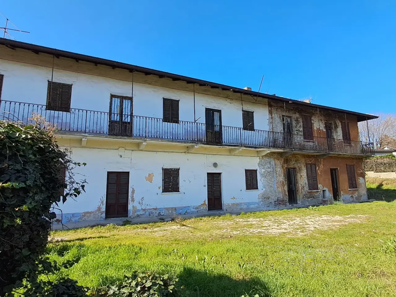 Fabbricato misto in Vergiate, Varese, Lombardia, 21029, Italia, Vergiate, {3} - Foto 1