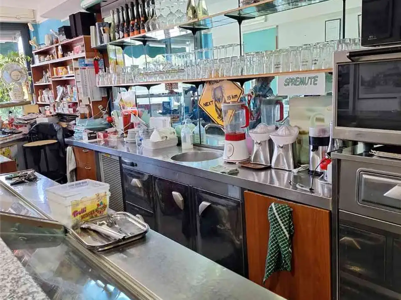 Bar in , Roma, {3} - Foto 1