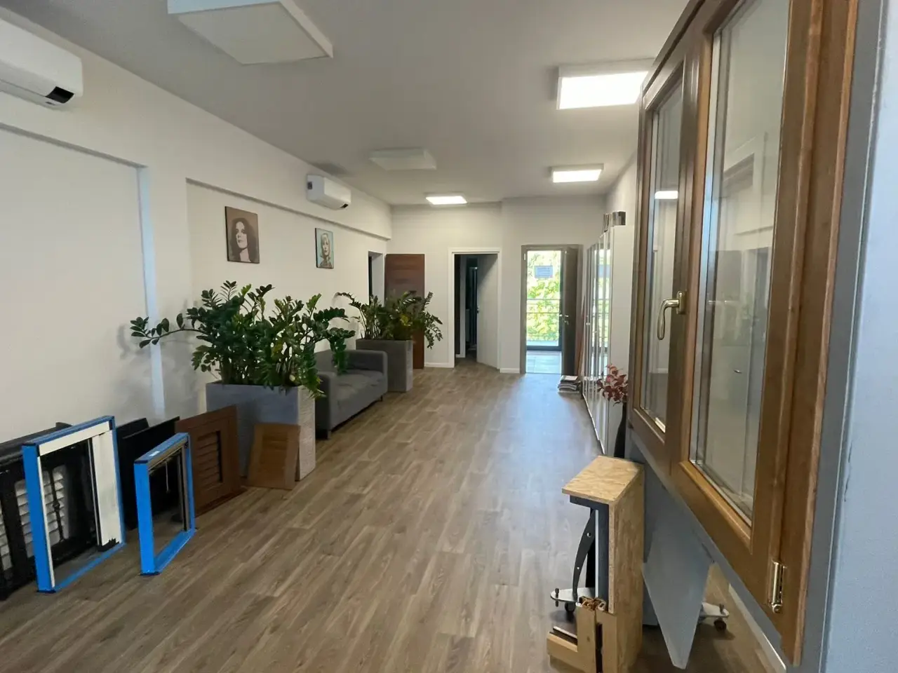 Negozio in Via Circonvallazione Nuova 57, Rimini, {3} - Foto 1