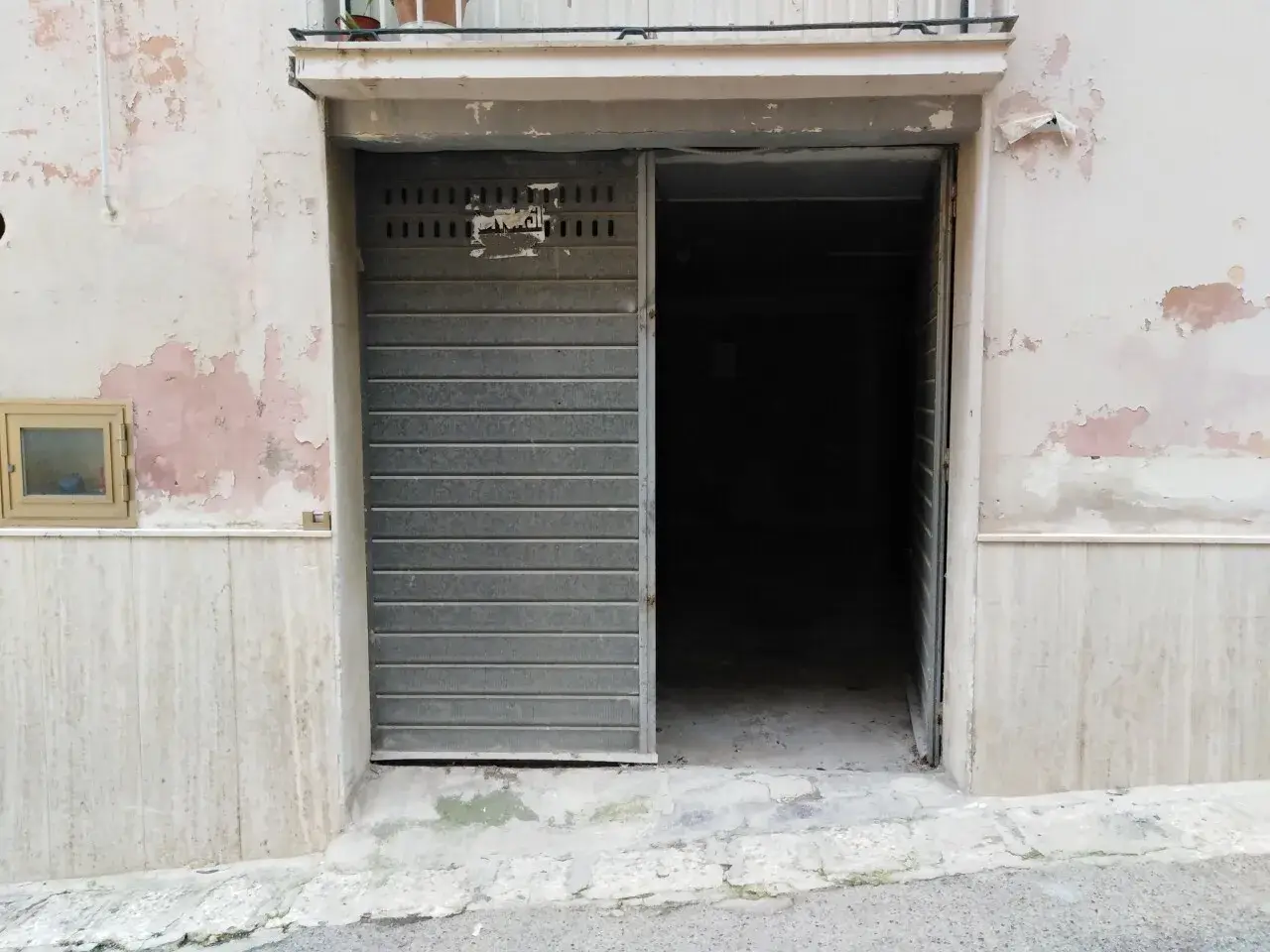 Parcheggio chiuso in , Ragusa, {3} - Foto 1