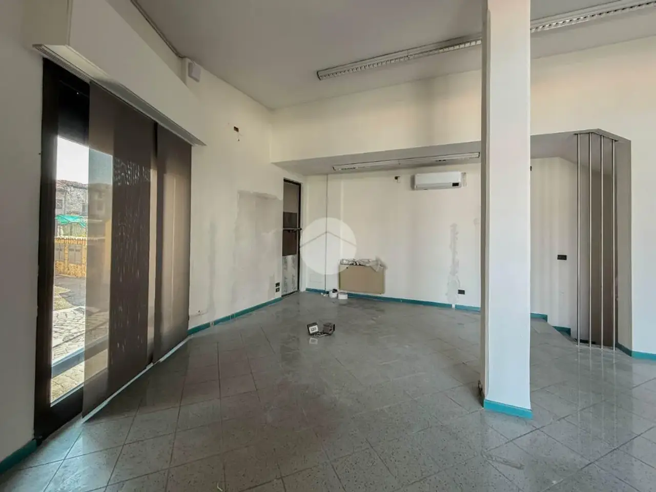 Ufficio in Piazza Alessandro Manzoni 1, Palosco, {3} - Foto 1