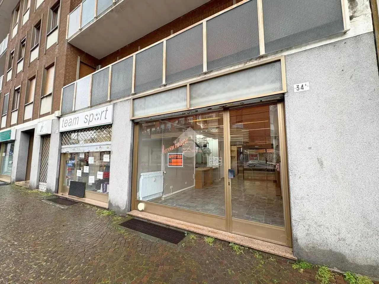 Negozio in Corso Vercelli 34, Ivrea, {3} - Foto 2