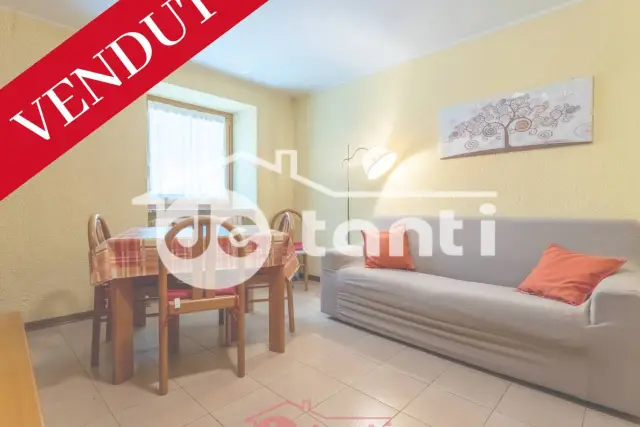 2-room flat in Via Prestone, Campodolcino - Photo 1