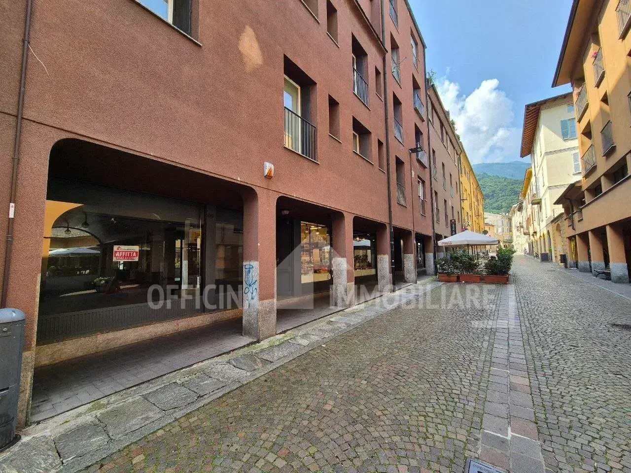 Negozio in Via Garibaldi, Morbegno, {3} - Foto 1