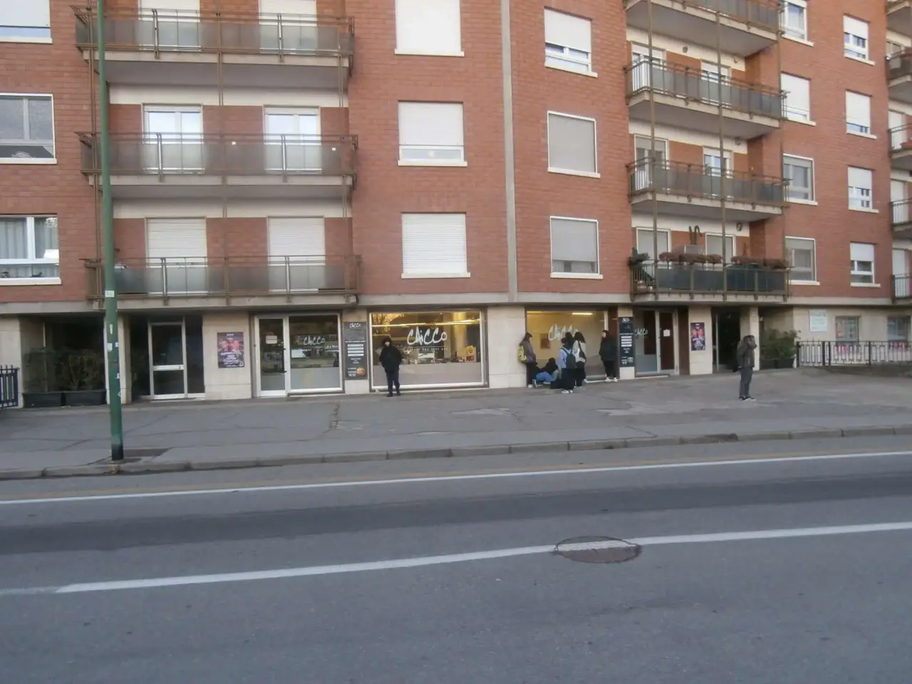 Negozio in Via dei Rochis 11, Pinerolo, {3} - Foto 1