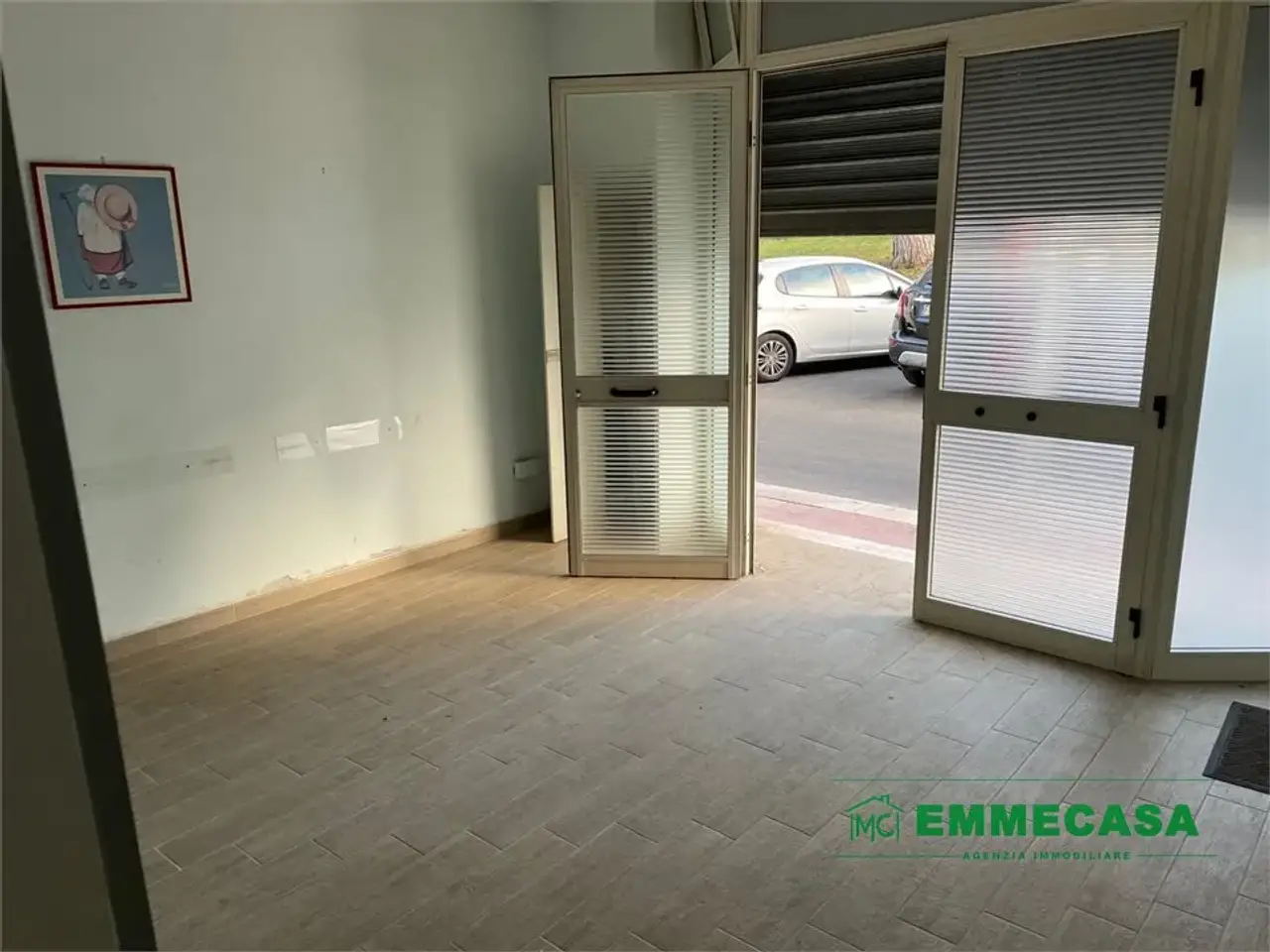 Ufficio in , Valenzano, {3} - Foto 2