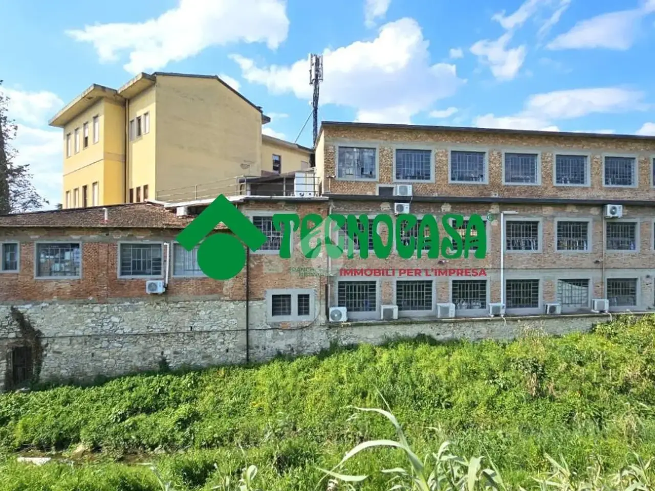 Palazzina commerciale in Via Giacomo Mattoetti 88, Sesto Fiorentino, {3} - Foto 1