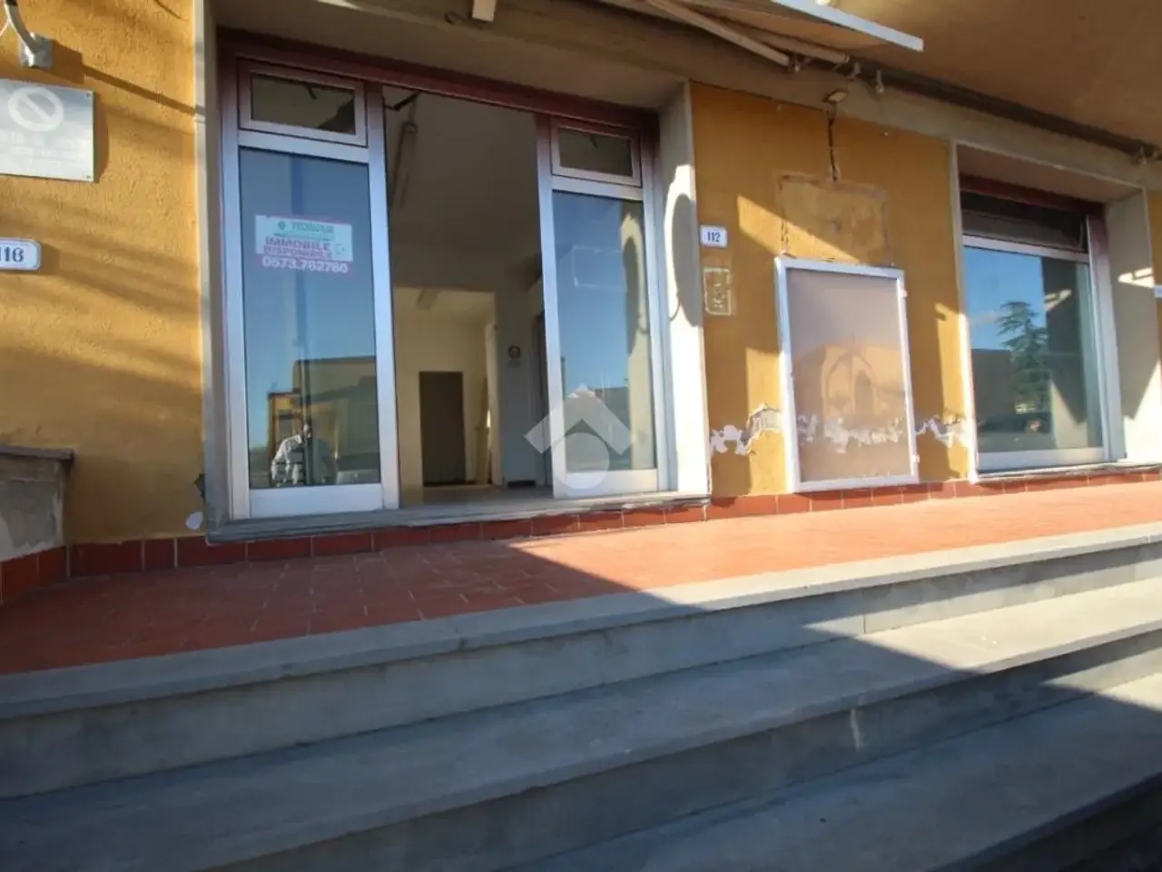 Negozio in Via della Resistenza 112, Monsummano Terme, {3} - Foto 2