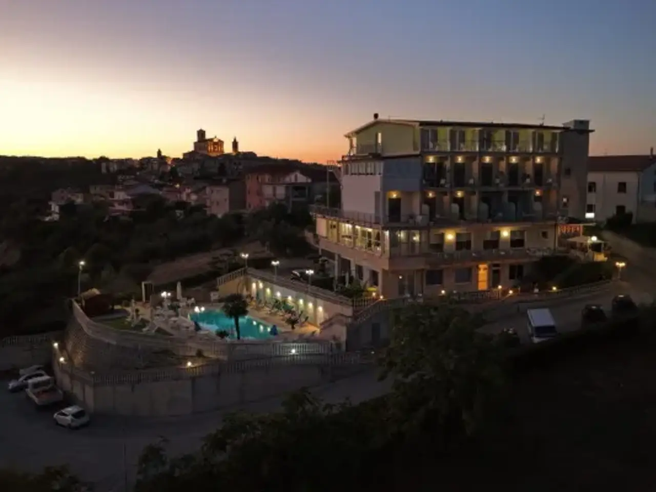 Hotel in Contrada San Pietro, Massignano, {3} - Foto 1