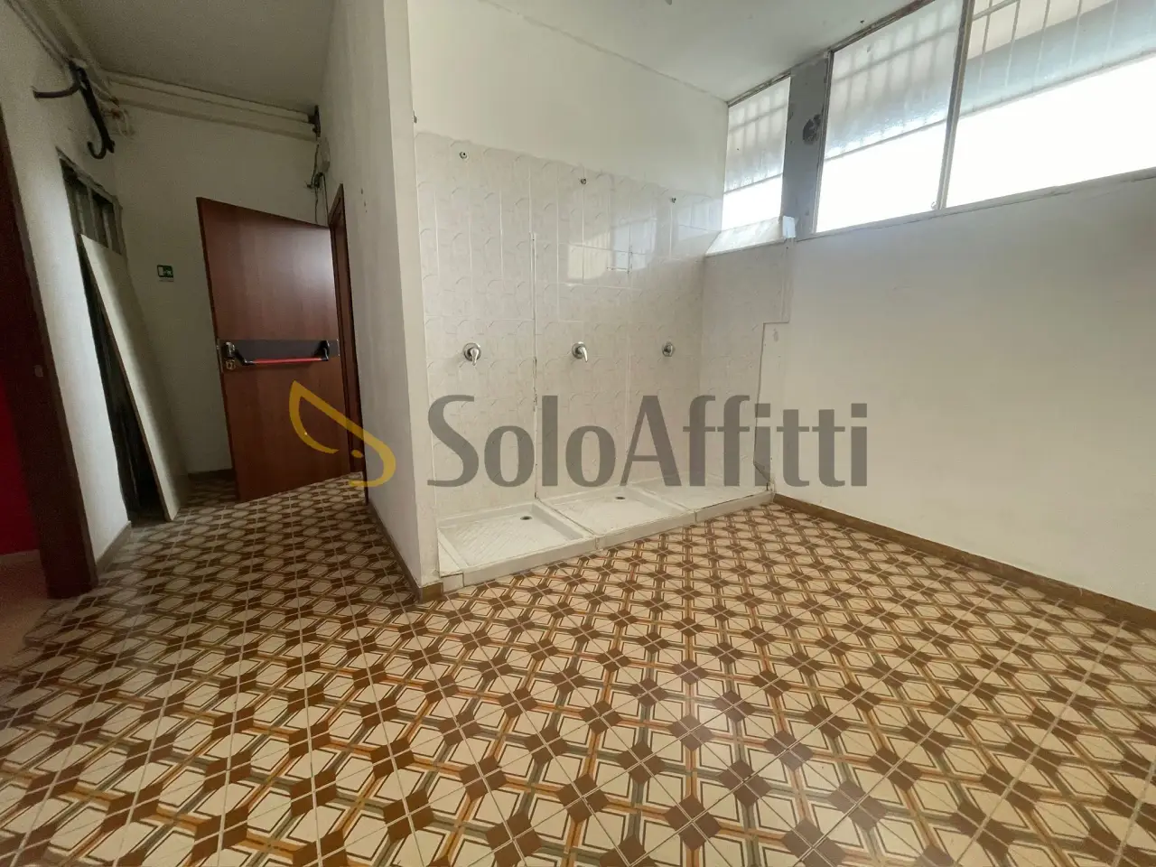 Negozio in , Frosinone, {3} - Foto 1