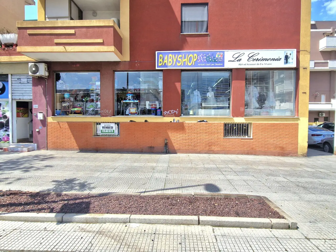 Negozio in Viale C. Colombo 154, Quartu Sant'Elena, {3} - Foto 1
