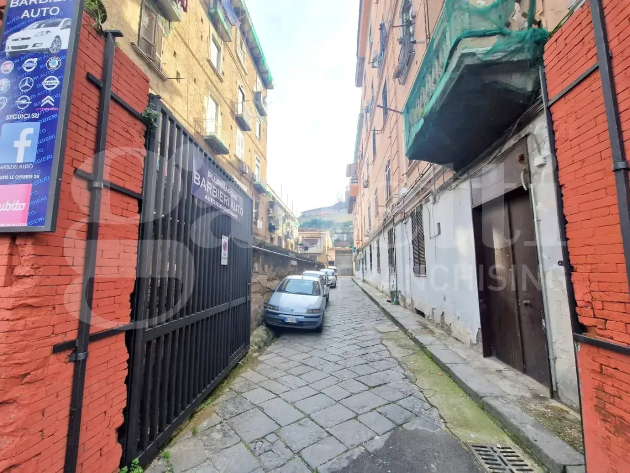 Capannone in Calata Capodichino, Napoli, {3} - Foto 1